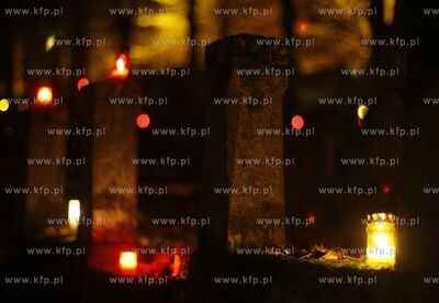 Sopot. Dzien Wszystich Swietych. Cmentarz Zydowski.
01.11.2009
fot....