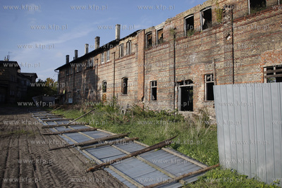 Wlasciciel ( firma Easy Pl, nalezaca do Krzysztofa...