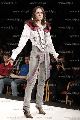 Gdansk. Gala Bursztynu i Mody Amberif 2011. Nz pokaz...