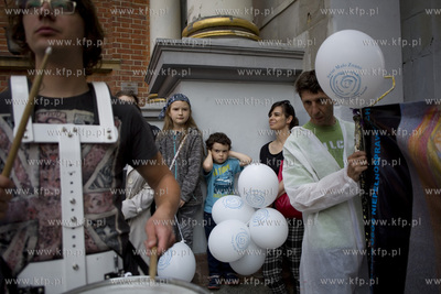 Parada ul. Długą i Długi Targ w Gdańsku kończąca...