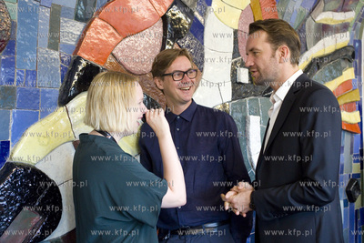 Gdynia. Festiwal Filmowy w Gdyni. Ekipa filmu Żyć...