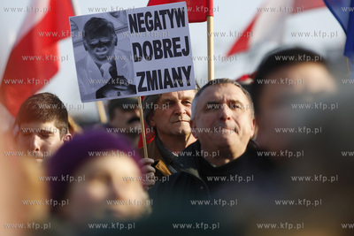 Gdańsk. Plac Solidarności. Wiec poparcia dla Lecha...