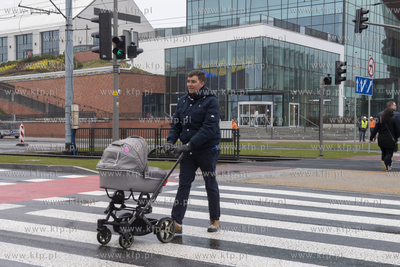 Gdańsk. Otwarcie nowego przejścia naziemnego na wysokości...