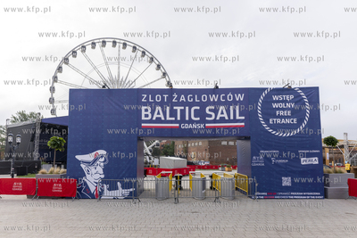 Miedzynarodowy zlot żaglowców Baltic Sail 2022. Miasteczkożeglarskie...