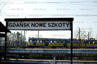 Wycofany z uzytku przystanek SKM Gdansk Nowe Szkoty....