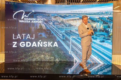 Port Lotniczy Gdańsk im. Lecha Wałęsy. Nz. Konferencja...