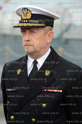 Port wojenny Oksywie w Gdyni. Przekazanie dowodzenia...