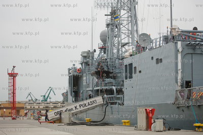 Gdynia. Port Wojenny w Gdyni. Jan Tuszyński z Poznania,...