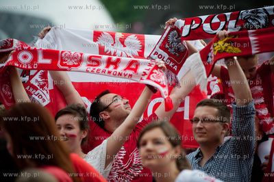 Gdansk. Strefa Kibica na Placu Zebran Ludowych gdzie...