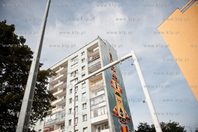 Gdansk. Zaspa.  Nowy mural przy ul. Pilotow autorstwa...