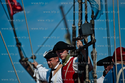 Gdansk. Rybackie Pobrzeze. Baltic Sail. Inscenizacja...