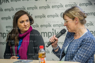 Gdansk. Salon Empik w C.H. Galeria Baltycka. Spotkanie...