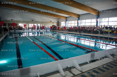 Pruszcz Gdanski. Uroczyste otwarcie krytej
plywalni...