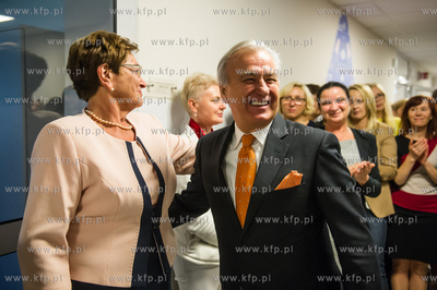 Gdansk. Szpital im. M. Kopernika. Urocyzstosc otwarcia...