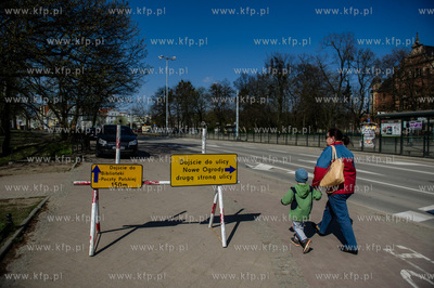 Gdansk. Przejazd przez Hucisko otwarty dla kierowcow....