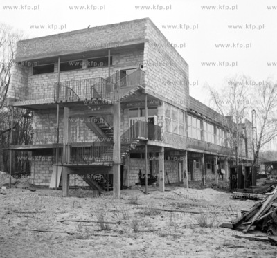 Budowa Lazienek Polnocnych w Sopocie. 12.1971 GRUDZIEN1971zKOSYCARZp.26...