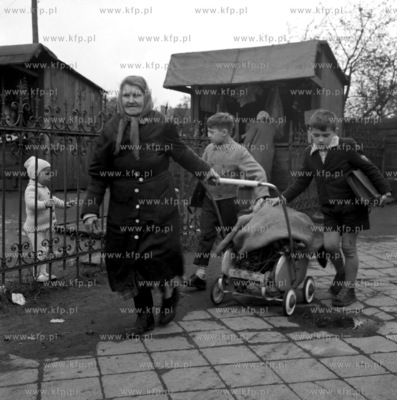 Targowisko byc moze w Wejerowie na Kaszubach. PROSIMY...