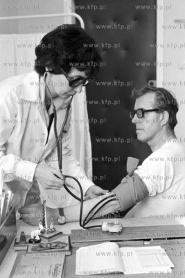 Lidia Kociubińska , lekarz , kierownik placówki medycznej...