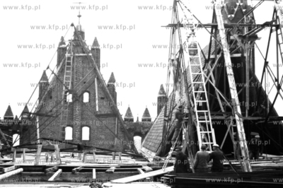 Odbudowa kościoła św. Katarzyny w Gdańsku.
1957
0004199z
Fot....