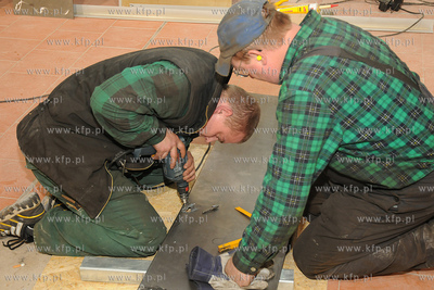 Trwaja prace wykonczeniowe Hali Sportowo - Widowiskowej...