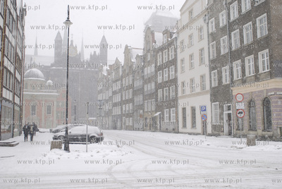 Zasniezona starowka Gdanska Nz. skrzyzowanie drog Grobla...