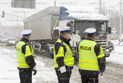 Zima nie daje o sobie zapomniec i zaatakowala na poczatku...