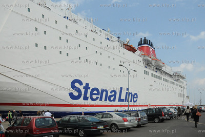 Gdynia. Molo Poludniowe. Dzien otwarty promu Stena...