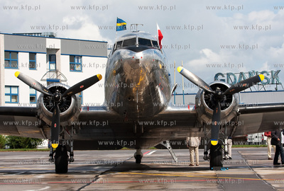 Juz po raz drugi zawital na Gdanskie lotnisko zabytkowy...