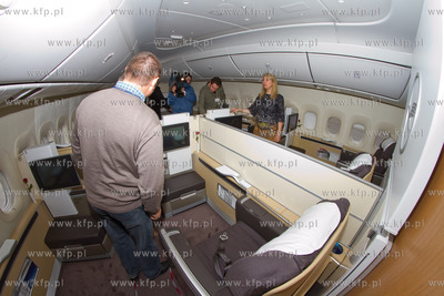 Lotnisko im. Lecha Walesy w Gdansku - Rebiechowo. Wnetrze...