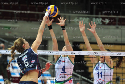 Ergo Arena. Liga Mistrzyn. Mecz Atom Trefl vs. Asystel...