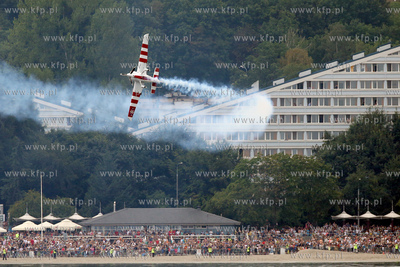 Gdynia - 4. przystanek Mistrzostw Swiata Red Bull Air...