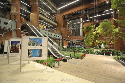 Europejskie Centrum Solidarnosci. Gdansk. Swiateczny...