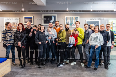 Gdańsk.  Wernisaż wystawy fotoreporterek i fotoreporterów...