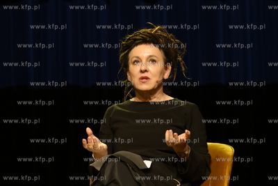 Theater De Regentes w Hadze.Spotkanie z Olgą Tokarczuk...