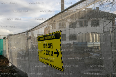 Wyburzanie budynku dworca PKP w Pruszczu Gdańskim....