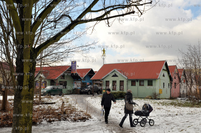 Gdansk Zaspa. Okolice ul. Zwirki i Wigury i pawilony...