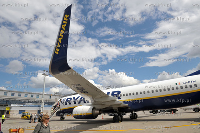 Gdansk lotnisko Rebiechowo. Inauguracja krajowych polaczen...