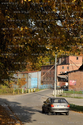 Zukowo. Mlyn i ul. 3 Maja. 21.10.2012 Fot. Maciej Kosycarz...