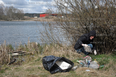 Gdansk. Staw Wrobla, dzielnica Piecki Migowo. Spoleczna...