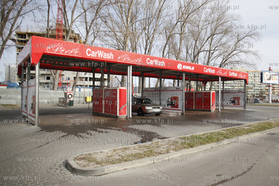 Myjnia bezdotykowa Ehrle na gdanskim Przymorzu.
27.03.2012
fot....