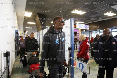 Port lotniczy im. Lecha Walesy w Rebiechowie. Przylot...