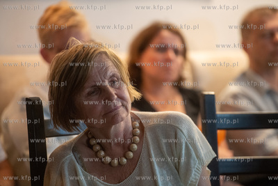 Literacka Restaurant & Wine Bar. Bursztyny Literatury....