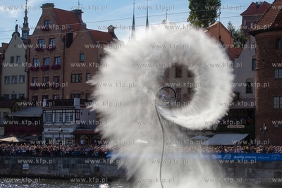 Gdańsk, Water Show Gdańsk. Pokazy umiejętności...