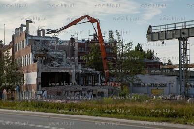 Stocznia Cesarska, ul. Popiełuszki. Wyburzanie budynku...