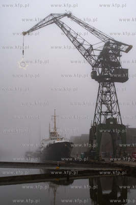 Mglisty dzień w Gdańsku. 02.01.2023 / fot. Anna Rezulak...