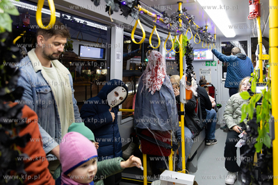 Gdńsk. Halloweenowy tramwaj. 31.10.2024 / fot. Anna...