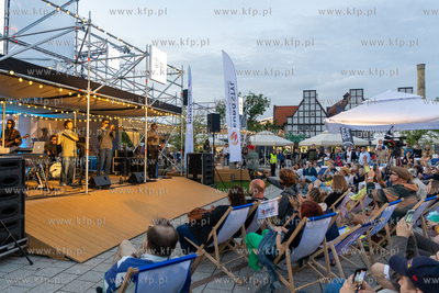 Gdańsk, Ołowianka. Jazz na Wyspie Nz. Koncert zespołu...