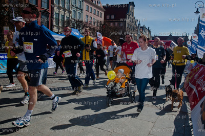 Gdansk. Dlugi Targ. Bieg Nadziei 2013 zorganizowany...