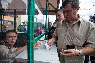 Gdynia. Oksywie. Port Marynarki Wojennej. Uroczystosc...