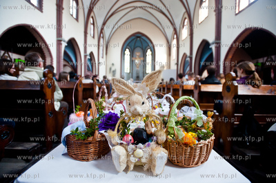 Gdansk. Wielka Sobota. Swiecenie potraw Wielkanocnych...